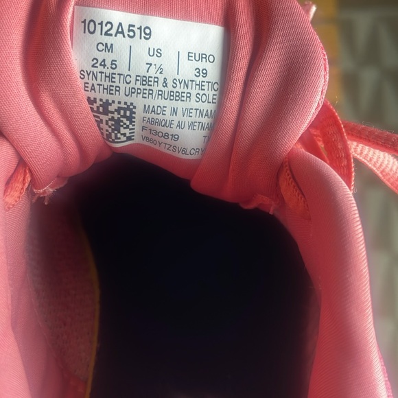 7.5 ASICS GT Express 2 Pink Running Shoes SKU # 270 - Picture 7 of 8